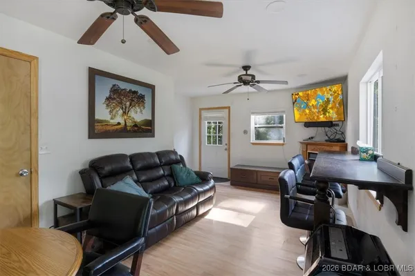 $290,000 | 32655 Challenge Drive, Lincoln, MO 65338