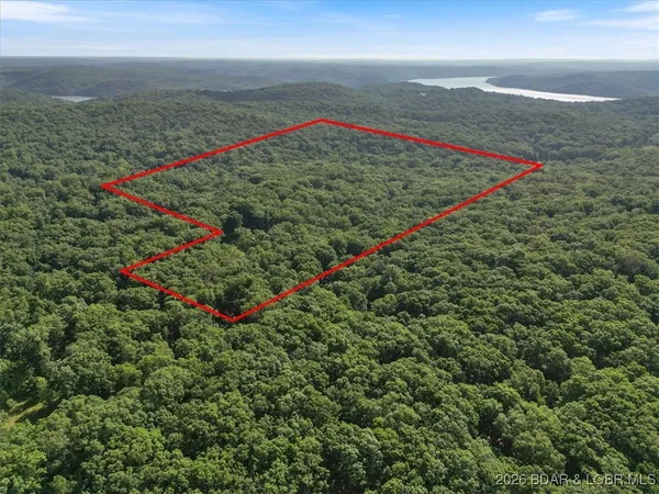 $290,000 | 32655 Challenge Drive, Lincoln, MO 65338