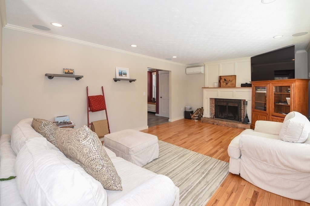 29 Nashua Road Groton, MA 01450 - Photo 10 of 30 Gallery Image 10