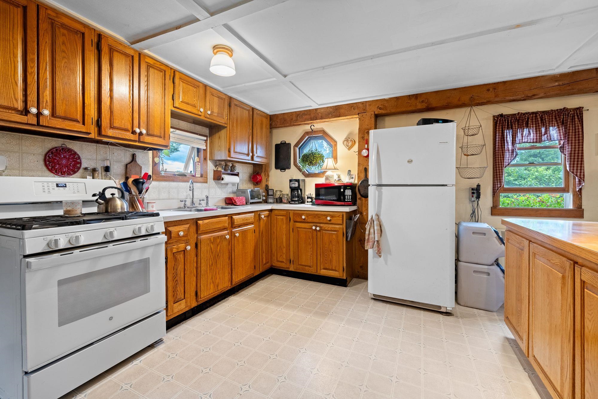 154 Dickey Road Newbury, VT 05033 - Photo 5 of 40