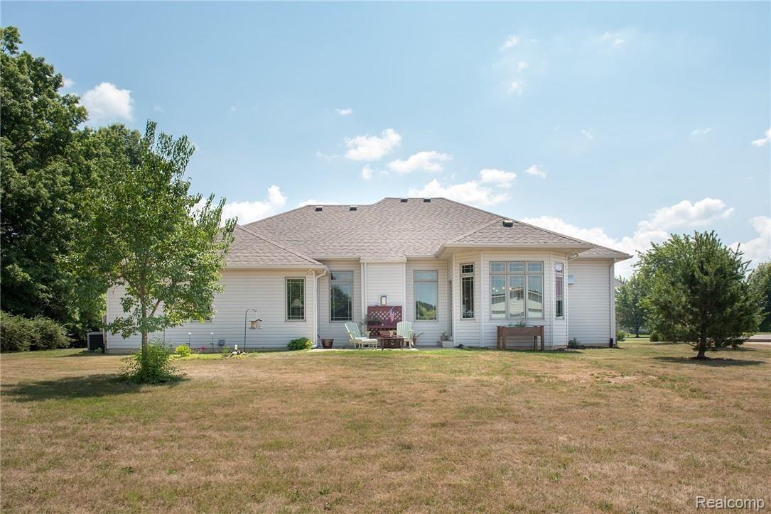 2207 Sheick Road Monroe, MI 48162 - Photo 4 of 33 Sheick-8.jpg