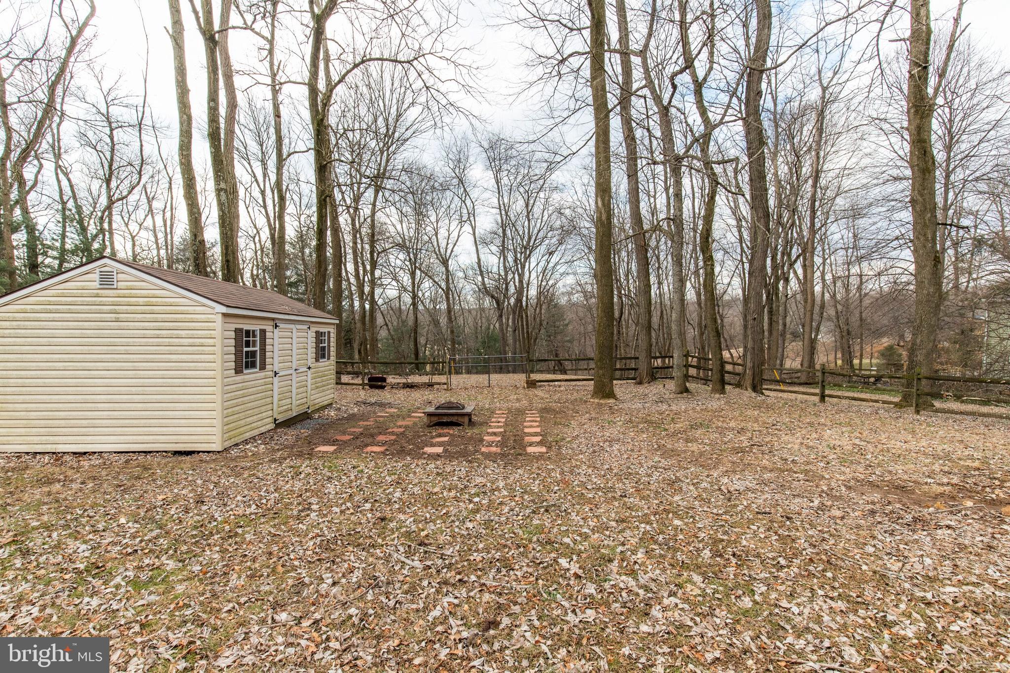 1011 Valleybrook Road Garnet Valley, PA 19060 - Photo 20 of 21 Fenced rear yard