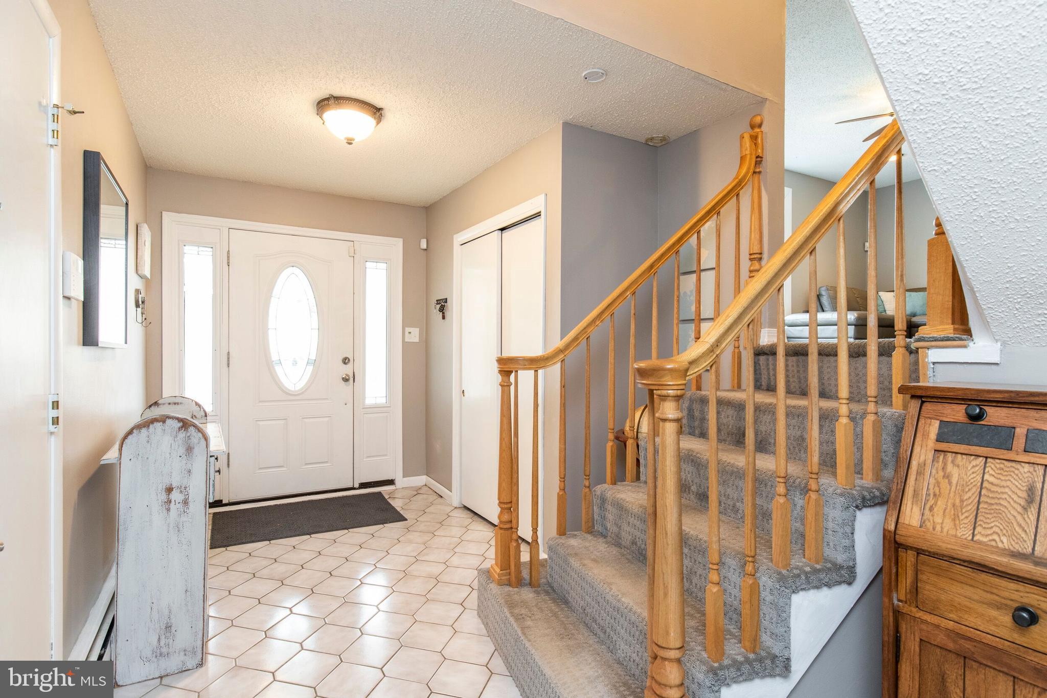 1011 Valleybrook Road Garnet Valley, PA 19060 - Photo 4 of 21 Gallery Image 4