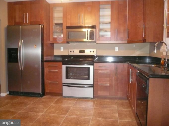 15309 Livingston Road Accokeek, MD 20607 - Photo 8 of 11 Kitchen