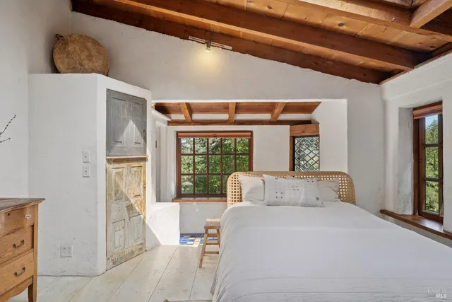 $955,000 | 1 Tamarack Road, Unit B, San Geronimo, CA 94963