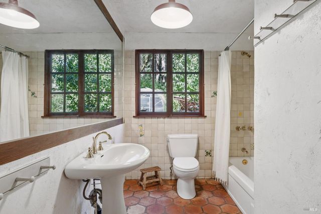 $955,000 | 1 Tamarack Road, Unit B, San Geronimo, CA 94963