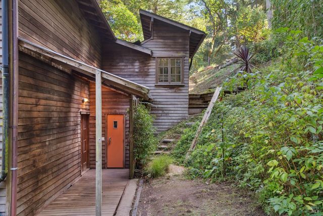 $955,000 | 1 Tamarack Road, Unit B, San Geronimo, CA 94963