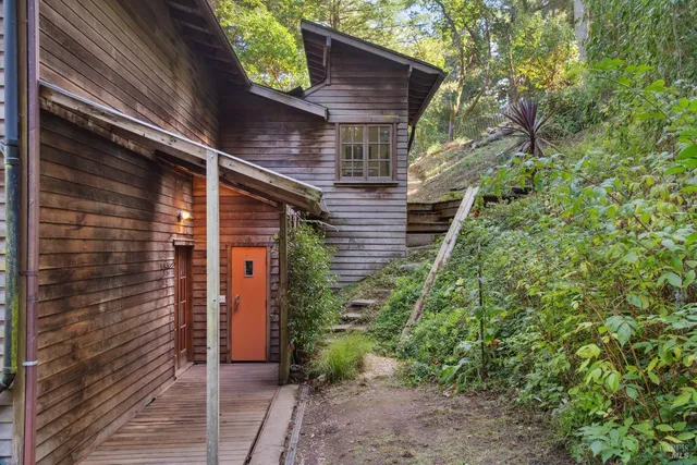 $955,000 | 1 Tamarack Road, Unit B, San Geronimo, CA 94963