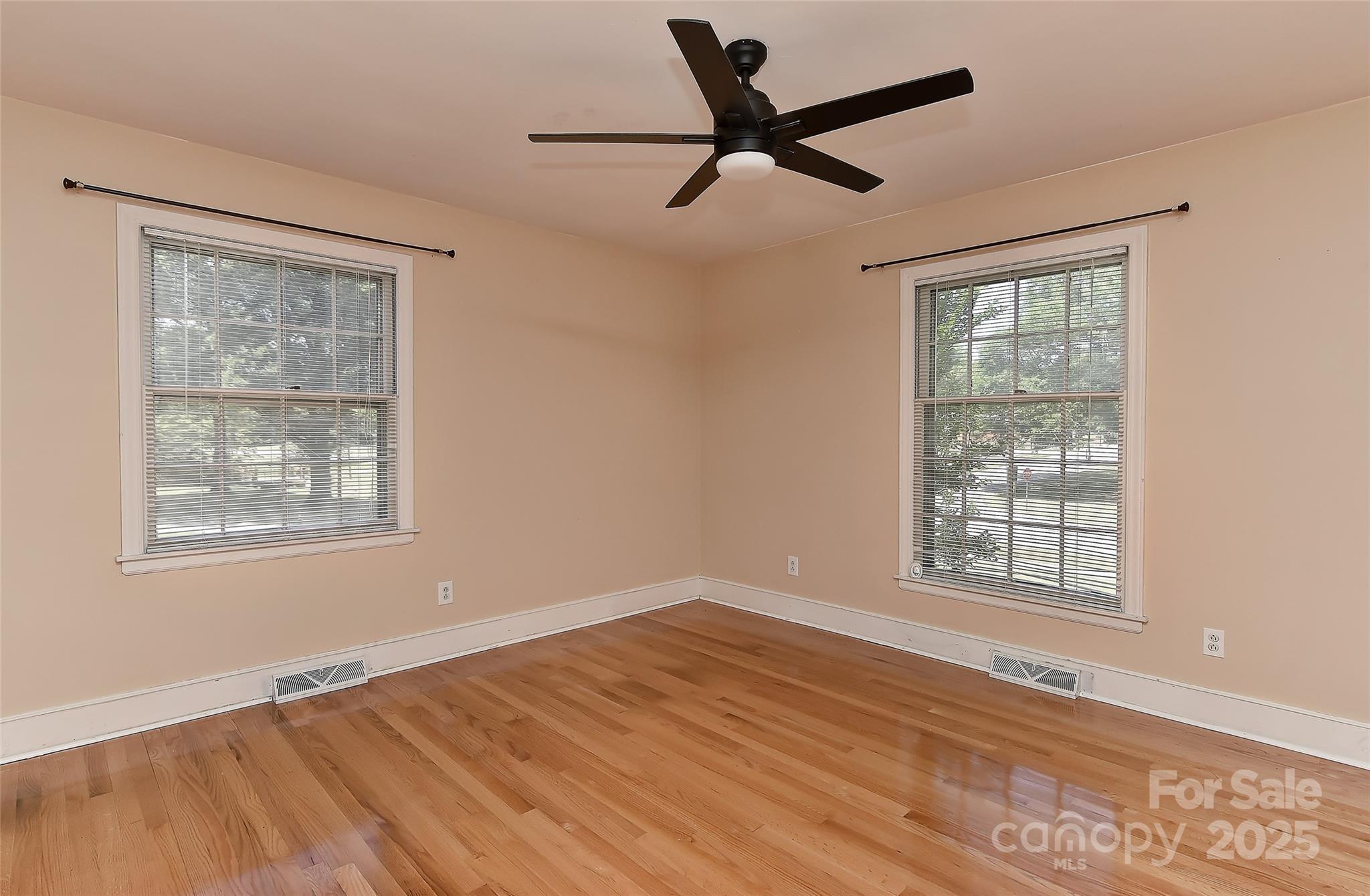 385 Gum Branch Road Charlotte, NC 28214 - Photo 24 of 46 Gallery Image 24