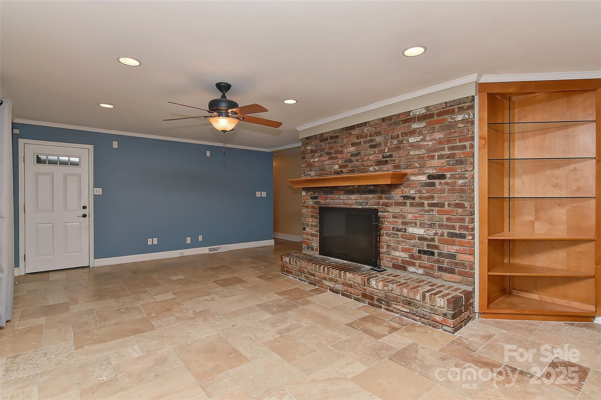 385 Gum Branch Road Charlotte, NC 28214 - Photo 9 of 46 Gallery Image 9