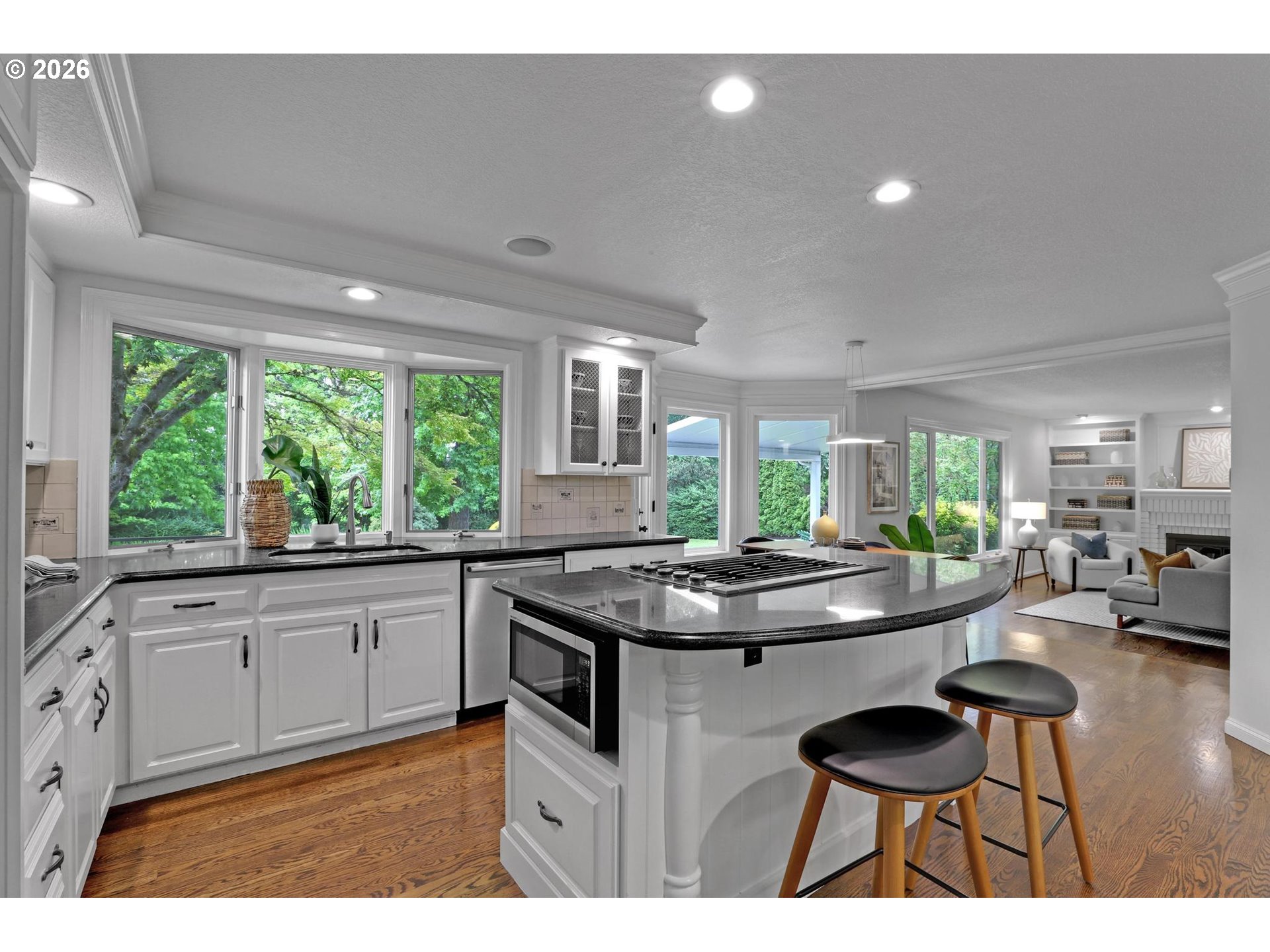 2715 Northwest Linmere Drive Portland, OR 97229 - Photo 8 of 41