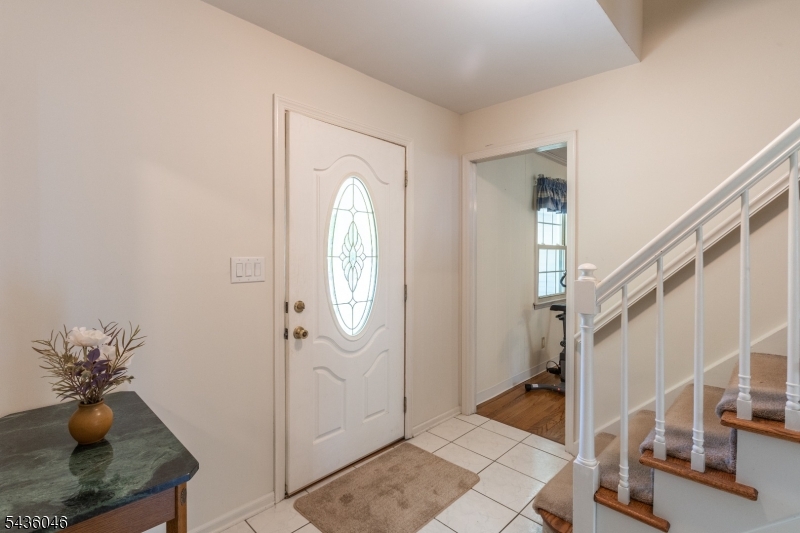 280 Farmer Road Bridgewater, NJ 08807 - Photo 2 of 27