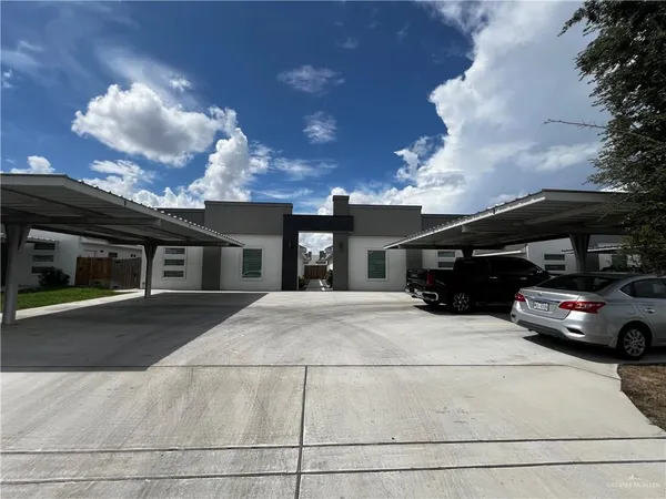 $1,075 | 3405 South Mia Lane, Unit 4, Edinburg, TX 78539