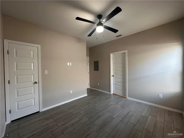 $1,075 | 3405 South Mia Lane, Unit 4, Edinburg, TX 78539
