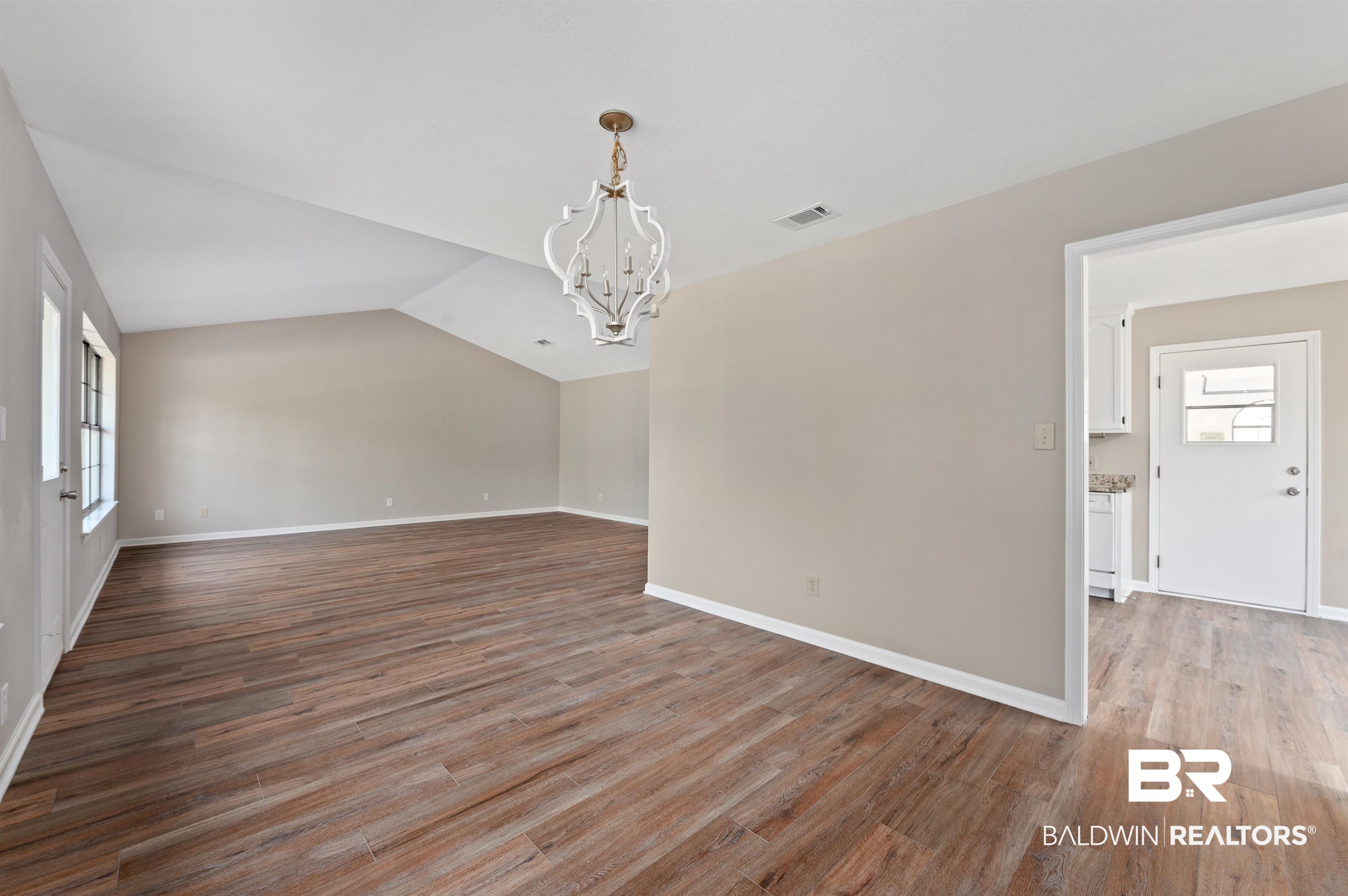 118 Spring Drive Fairhope, AL 36532 - Photo 7 of 39