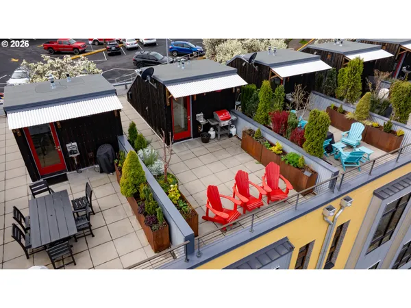 $1,050,000 | 306 Columbia Street, Hood River, OR 97031