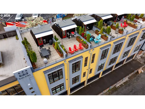 $1,050,000 | 306 Columbia Street, Hood River, OR 97031