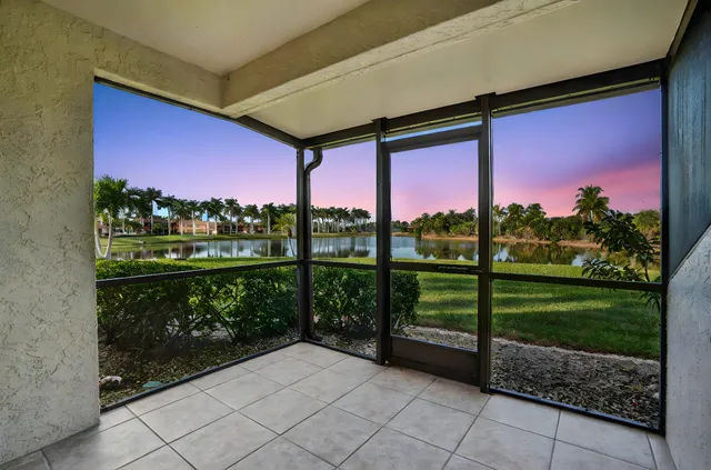 $299,000 | 1544 Mainsail Drive, Unit 10, Naples, FL 34114