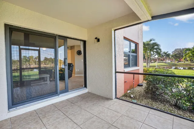 $299,000 | 1544 Mainsail Drive, Unit 10, Naples, FL 34114