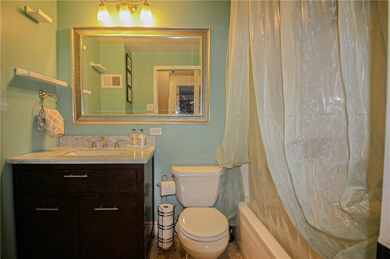 1638 Wise Road Carnegie, PA 15106 - Photo 12 of 25 Gallery Image 12