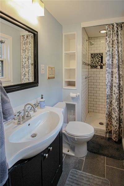 1638 Wise Road Carnegie, PA 15106 - Photo 15 of 25 Gallery Image 15