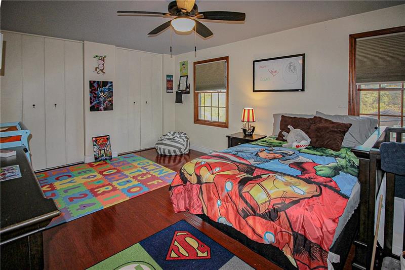 1638 Wise Road Carnegie, PA 15106 - Photo 17 of 25 Gallery Image 17