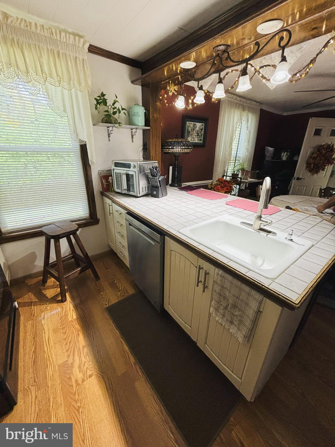 312 Wallace Avenue Lindenwold, NJ 08021 - Photo 9 of 14