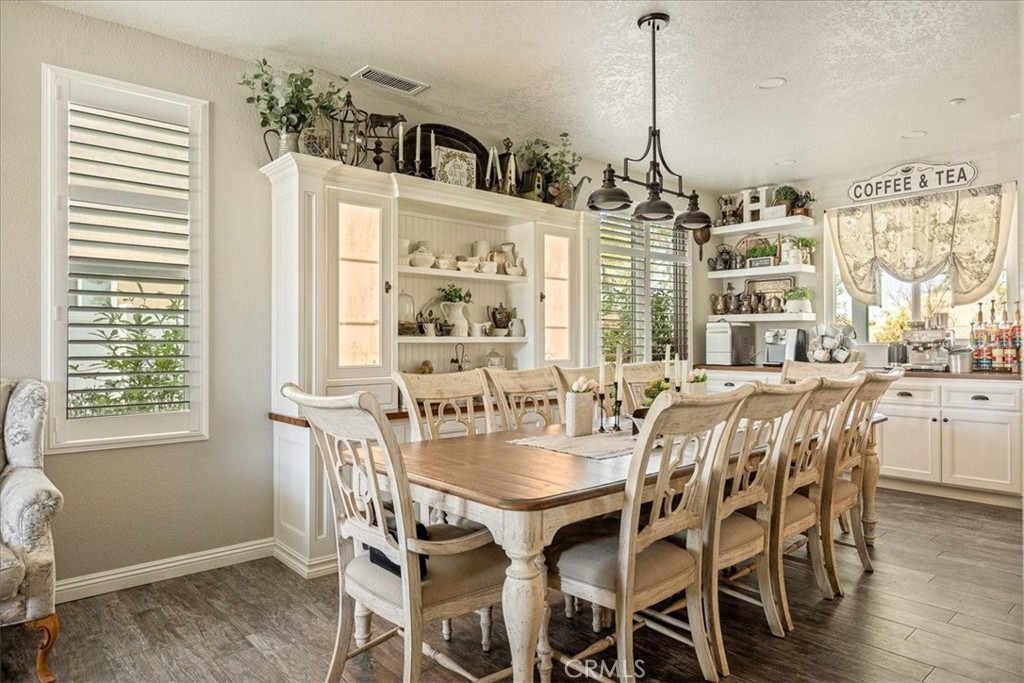19302 De Marco Road Riverside, CA 92508 - Photo 6 of 57 Dining Room