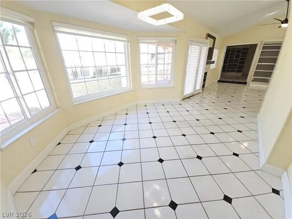 $2,195 | 676 Cervantes Drive, Henderson, NV 89014