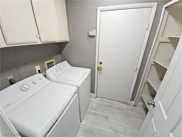 $2,195 | 676 Cervantes Drive, Henderson, NV 89014