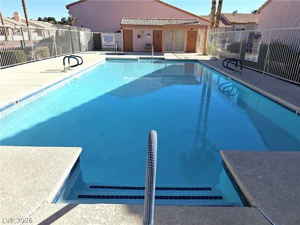 $2,195 | 676 Cervantes Drive, Henderson, NV 89014