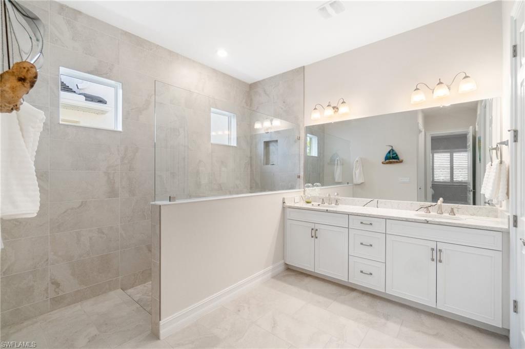 28113 Captiva Shell Loop Bonita Springs, FL 34135 - Photo 12 of 45