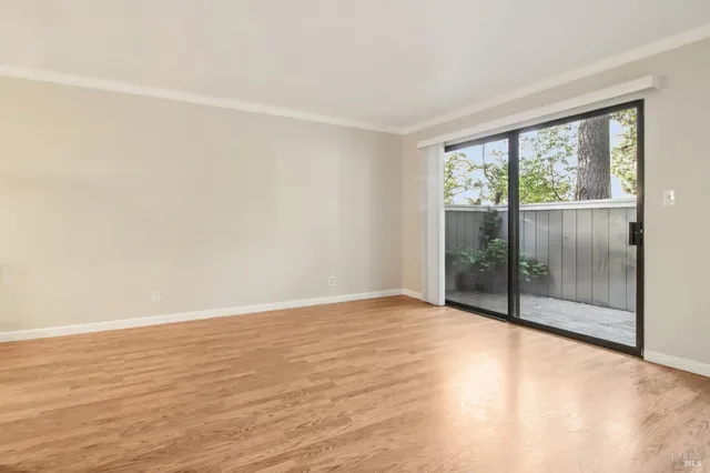 $299,000 | 165 Oddstad Drive, Unit 10, Vallejo, CA 94589