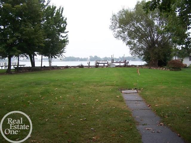 6733 South River Road Marine City, MI 48039 - Photo 8 of 48 Gallery Image 8