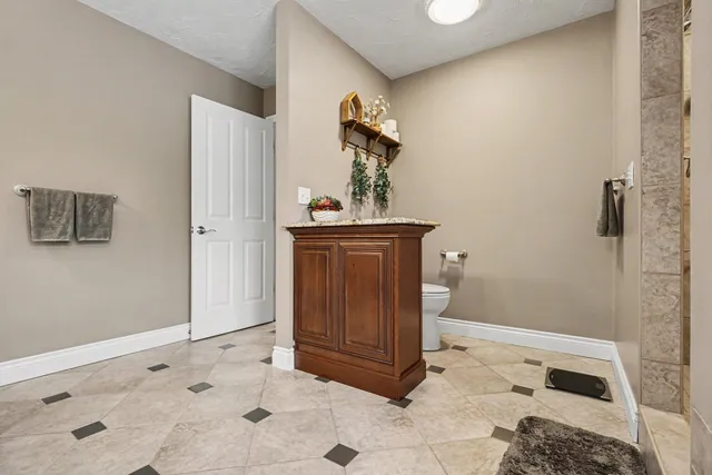 $450,000 | 191 Turnberry Lane, Battle Creek, MI 49015