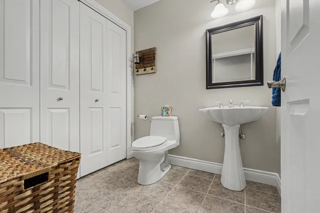 $450,000 | 191 Turnberry Lane, Battle Creek, MI 49015