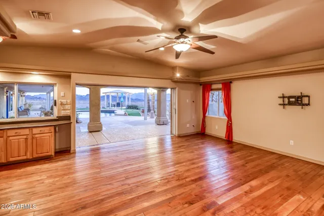 $2,195,000 | 3955 Mediterranean Lane, Lake Havasu City, AZ 86406