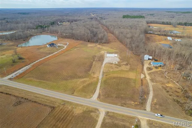 $189,500 | 4103 Highway T Poplar Bluff, Poplar Bluff, MO 63901