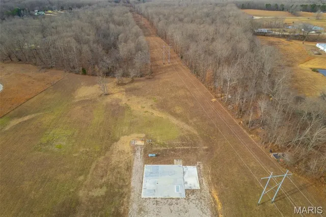 $189,500 | 4103 Highway T Poplar Bluff, Poplar Bluff, MO 63901