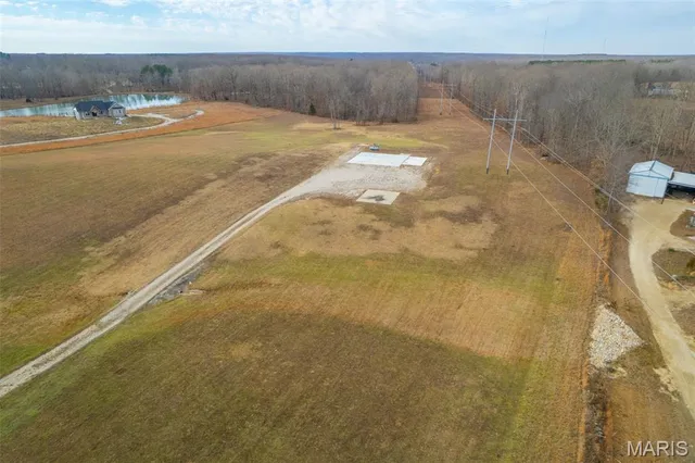 $189,500 | 4103 Highway T Poplar Bluff, Poplar Bluff, MO 63901