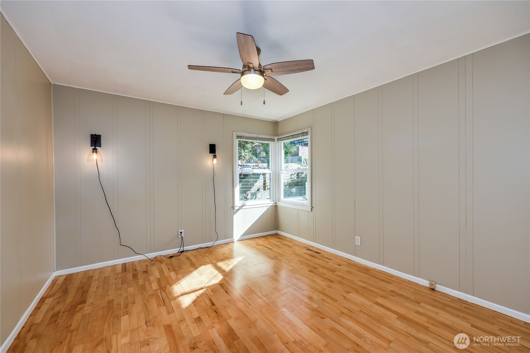 1518 Winfield Avenue Bremerton, WA 98310 - Photo 16 of 38 a view of an empty room with a window