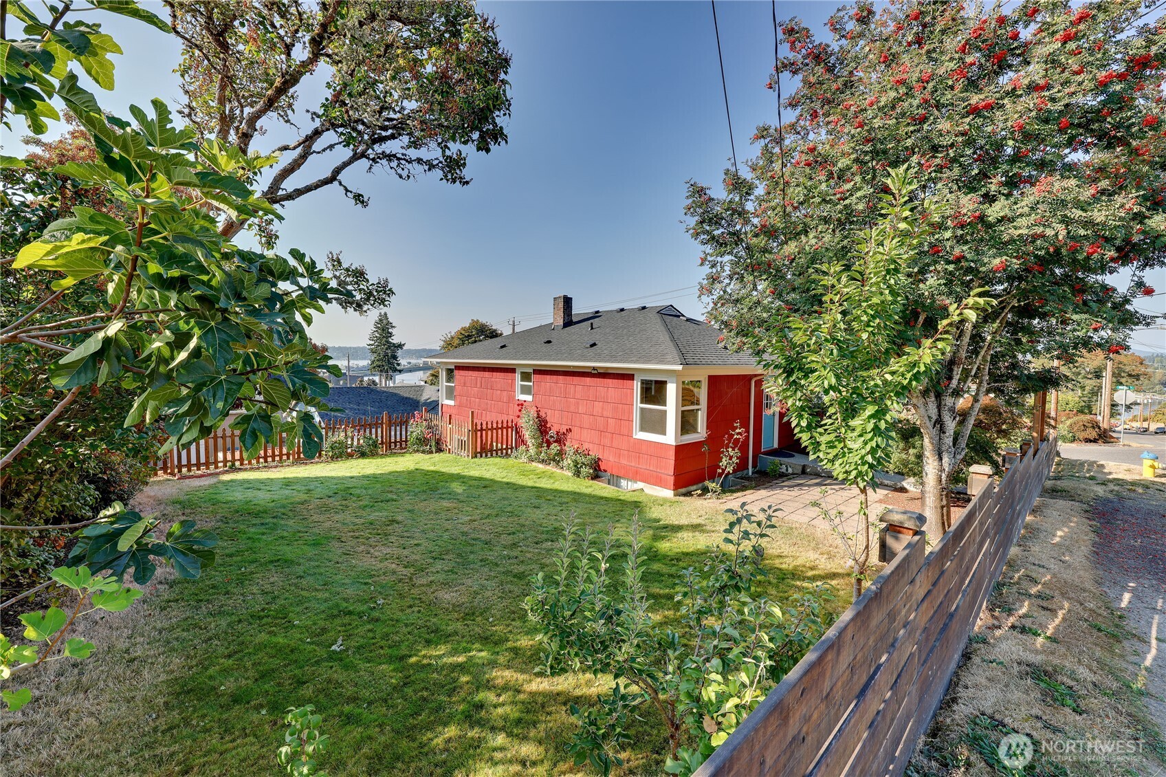1518 Winfield Avenue Bremerton, WA 98310 - Photo 4 of 38 a view of a house with a yard