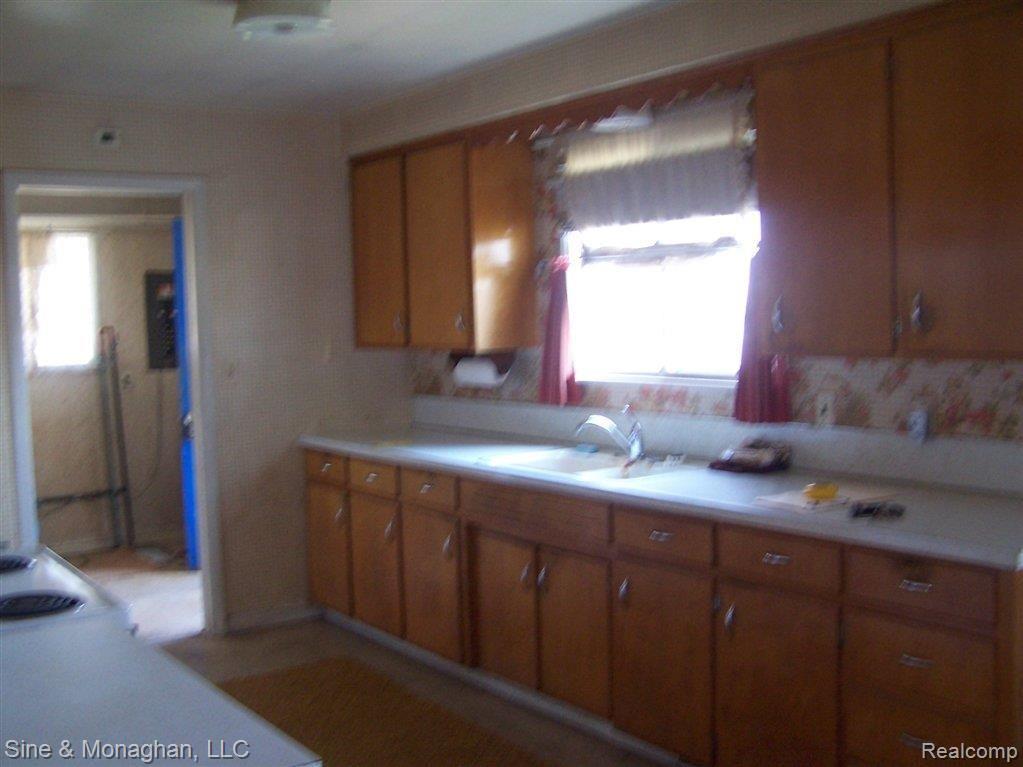 6652 Springborn Road East China, MI 48054 - Photo 8 of 8 8.JPG