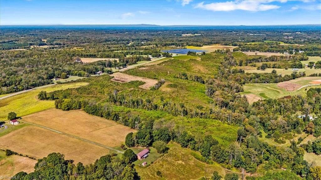 223 Church St Extension Reidsville, NC 27320 - Photo 34 of 37