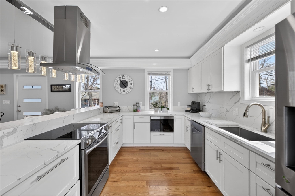 50 Great Elm Road Billerica, MA 01821 - Photo 3 of 29