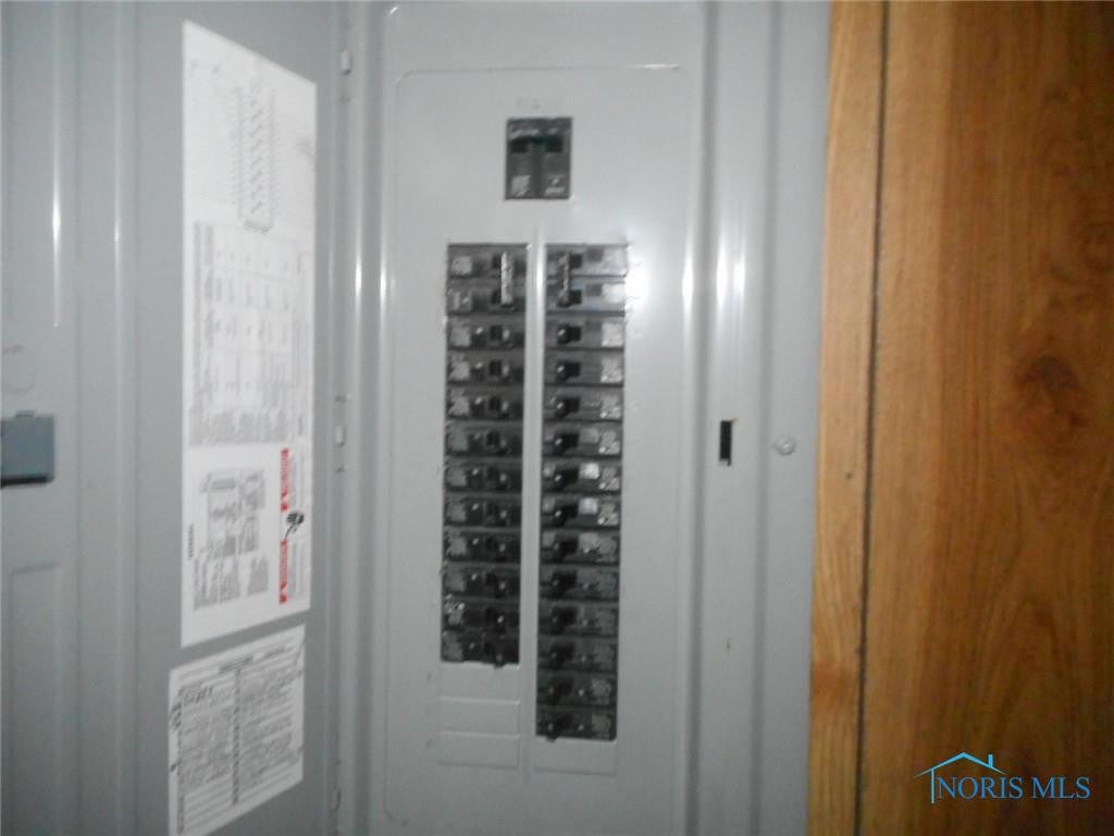 1427 Addington Road Toledo, OH 43607 - Photo 25 of 28 Gallery Image 25