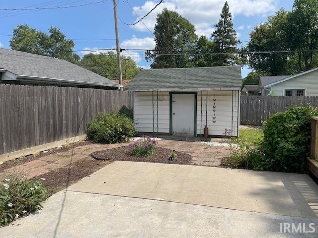 206 North Shellbark Road Muncie, IN 47304 - Photo 5 of 21