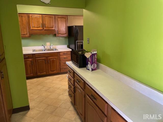 206 North Shellbark Road Muncie, IN 47304 - Photo 9 of 21