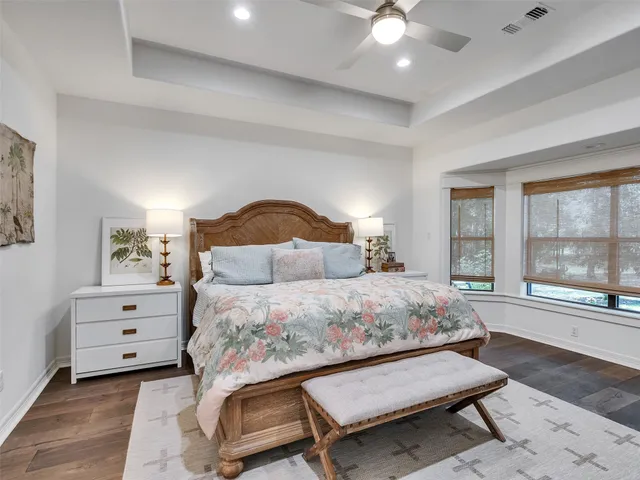 $1,295,000 | 15632 Queen Victoria Court, Montgomery, TX 77316