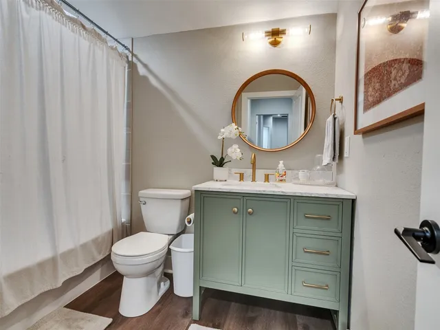 $1,295,000 | 15632 Queen Victoria Court, Montgomery, TX 77316